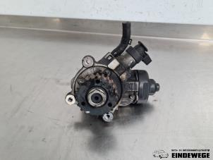 Gebruikte Hogedrukpomp Volkswagen Caddy IV 2.0 TDI 75 Prijs € 238,50 Margeregeling aangeboden door Auto- en demontagebedrijf Eindewege