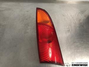 Gebruikte Achterlicht rechts Ford Focus 1 1.6 16V Prijs € 25,00 Margeregeling aangeboden door Auto- en demontagebedrijf Eindewege