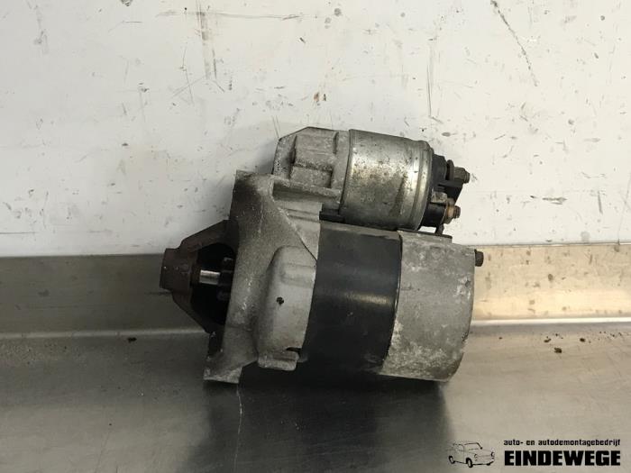 Gebruikte Startmotor Renault Modus/Grand Modus (JP) 1.2 16V TCE 100 Prijs € 30,00 Margeregeling aangeboden door Auto- en demontagebedrijf Eindewege