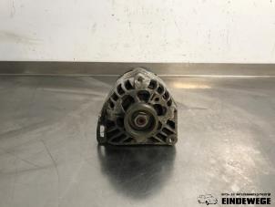 Gebruikte Alternator Renault Twingo (C06) 1.2 Prijs € 30,00 Margeregeling aangeboden door Auto- en demontagebedrijf Eindewege