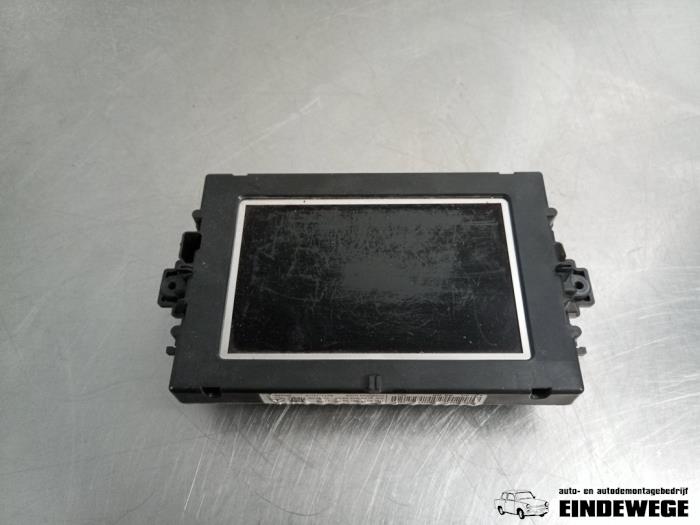 Gebruikte Display Interieur Mercedes C (W204) 2.2 C-180 CDI 16V BlueEFFICIENCY Prijs € 38,50 Margeregeling aangeboden door Auto- en demontagebedrijf Eindewege