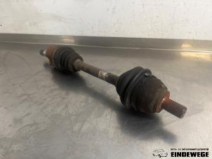 Gebruikte Aandrijfas links-voor Volvo C30 (EK/MK) 1.6 D 16V Prijs € 52,50 Margeregeling aangeboden door Auto- en demontagebedrijf Eindewege