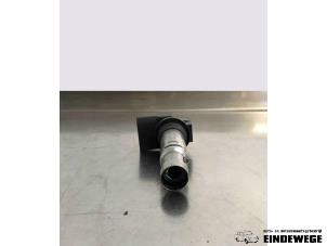 Gebruikte Bobine Volkswagen Polo IV (9N1/2/3) 1.4 16V 75 Prijs € 10,00 Margeregeling aangeboden door Auto- en demontagebedrijf Eindewege