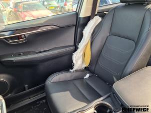 Gebruikte Rugleuning rechts (stoel) Lexus NX I (Z1) 300h 2.5 16V 4x4 Prijs op aanvraag aangeboden door Auto- en demontagebedrijf Eindewege