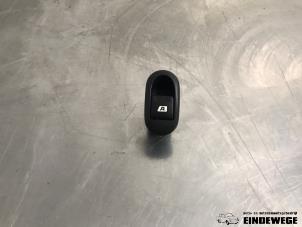 Gebruikte Combischakelaar ramen Citroen C2 (JM) 1.4 Prijs € 15,00 Margeregeling aangeboden door Auto- en demontagebedrijf Eindewege