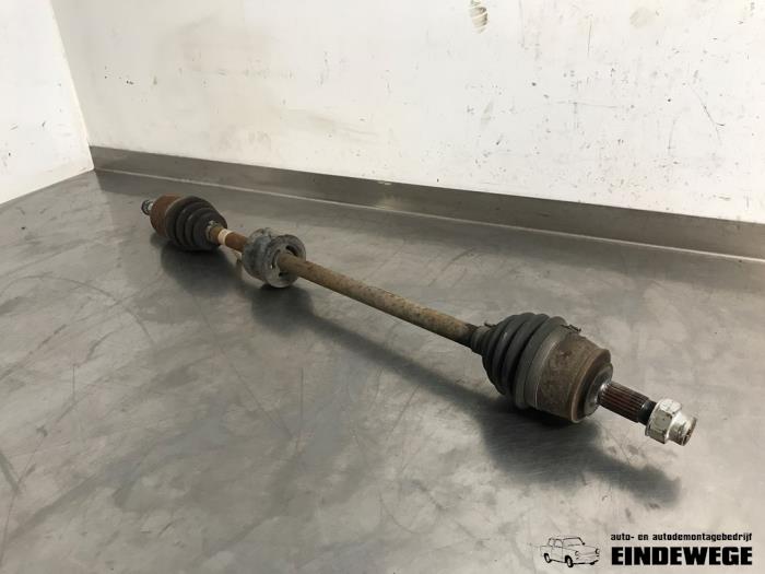 Gebruikte Steekas rechts-voor Fiat Grande Punto (199) 1.4 Prijs € 35,00 Margeregeling aangeboden door Auto- en demontagebedrijf Eindewege