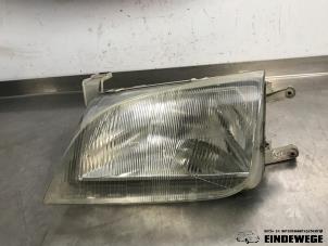 Gebruikte Koplamp links Suzuki Swift (SF310/413) 1.3 Prijs € 25,00 Margeregeling aangeboden door Auto- en demontagebedrijf Eindewege