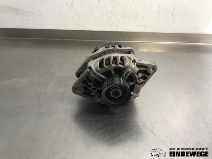 Gebruikte Dynamo Hyundai Veloster 1.6 GDI 16V Prijs € 40,00 Margeregeling aangeboden door Auto- en demontagebedrijf Eindewege