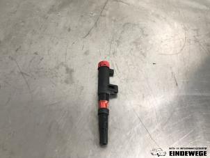 Gebruikte Bobine Renault Megane II Grandtour (KM) 1.6 16V Prijs € 12,50 Margeregeling aangeboden door Auto- en demontagebedrijf Eindewege