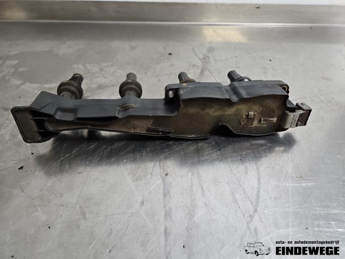 Gebruikte Bobine Peugeot Partner Tepee (7A/B/C/D/E/F/G/J/P/S) 1.6 Phase 1 Prijs € 30,00 Margeregeling aangeboden door Auto- en demontagebedrijf Eindewege