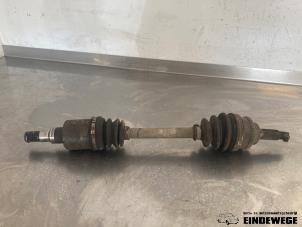 Gebruikte Steekas links-voor Suzuki Alto (RF410) 1.1 16V Prijs op aanvraag aangeboden door Auto- en demontagebedrijf Eindewege