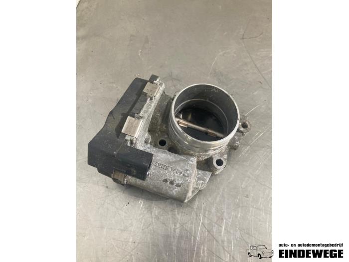 Gebruikte Gasklephuis Volkswagen Passat (3C2) 2.0 FSI 16V Prijs € 35,00 Margeregeling aangeboden door Auto- en demontagebedrijf Eindewege