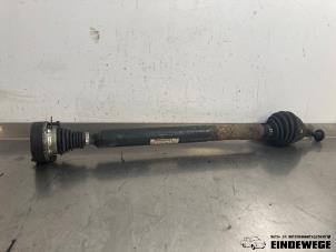 Gebruikte Aandrijfas rechts-voor Volkswagen Passat (3C2) 2.0 FSI 16V Prijs € 38,50 Margeregeling aangeboden door Auto- en demontagebedrijf Eindewege