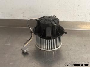 Gebruikte Chaufage Ventilatiemotor Opel Zafira Tourer (P12) 2.0 CDTI 16V 110 Ecotec Prijs € 35,00 Margeregeling aangeboden door Auto- en demontagebedrijf Eindewege