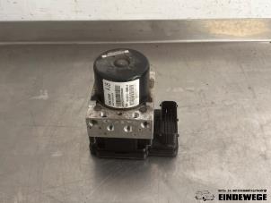 Gebruikte ABS Pomp Opel Zafira Tourer (P12) 2.0 CDTI 16V 110 Ecotec Prijs € 105,00 Margeregeling aangeboden door Auto- en demontagebedrijf Eindewege