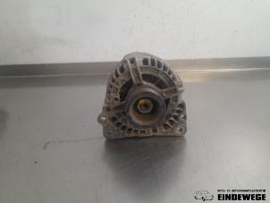 Gebruikte Dynamo Volkswagen Golf IV (1J1) 1.6 Prijs € 30,00 Margeregeling aangeboden door Auto- en demontagebedrijf Eindewege