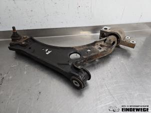 Gebruikte Draagarm rechts-voor Seat Altea XL (5P5) 1.8 TFSI 16V Prijs € 25,00 Margeregeling aangeboden door Auto- en demontagebedrijf Eindewege