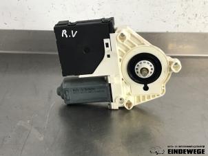 Gebruikte Raammotor Portier Volkswagen Golf V (1K1) 1.4 16V Prijs op aanvraag aangeboden door Auto- en demontagebedrijf Eindewege