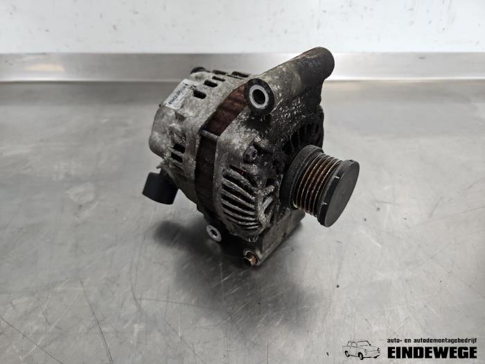 Gebruikte Dynamo Peugeot 308 SW (4E/H) 1.6 16V THP 150 Prijs € 40,00 Margeregeling aangeboden door Auto- en demontagebedrijf Eindewege
