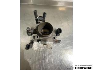 Gebruikte Gasklephuis Mazda 3 Sport (BK) 1.6i 16V Prijs € 35,00 Margeregeling aangeboden door Auto- en demontagebedrijf Eindewege