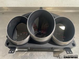 Gebruikte Instrumentenpaneel Mazda 3 Sport (BK) 1.6i 16V Prijs € 35,00 Margeregeling aangeboden door Auto- en demontagebedrijf Eindewege