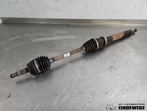 Gebruikte Steekas rechts-voor Ford Focus 3 1.0 Ti-VCT EcoBoost 12V 125 Prijs € 63,50 Margeregeling aangeboden door Auto- en demontagebedrijf Eindewege