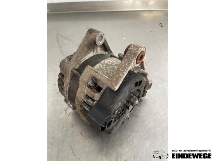 Gebruikte Dynamo Opel Astra J (PC6/PD6/PE6/PF6) 1.6 16V Ecotec Prijs € 40,00 Margeregeling aangeboden door Auto- en demontagebedrijf Eindewege