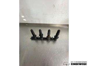 Gebruikte Bobine Opel Astra J (PC6/PD6/PE6/PF6) 1.6 16V Ecotec Prijs € 45,00 Margeregeling aangeboden door Auto- en demontagebedrijf Eindewege
