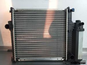 Nieuwe Radiateur BMW 3 serie Touring (E36/3) 316i Prijs € 48,40 Inclusief btw aangeboden door Auto- en demontagebedrijf Eindewege