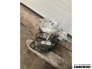 Gebruikte Versnellingsbak Fiat Grande Punto (199) 1.3 JTD Multijet 16V VGT Prijs € 210,00 Margeregeling aangeboden door Auto- en demontagebedrijf Eindewege