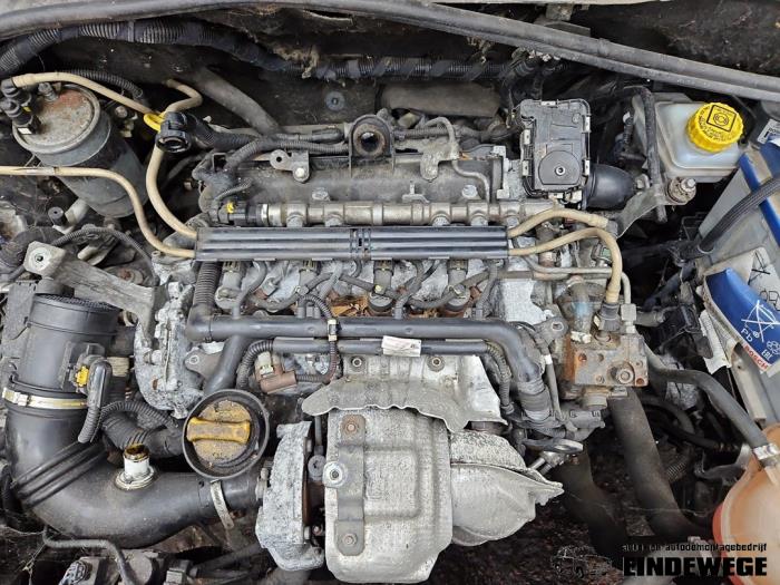 Gebruikte Motor Fiat Grande Punto (199) 1.3 JTD Multijet 16V VGT Prijs € 1.178,00 Margeregeling aangeboden door Auto- en demontagebedrijf Eindewege