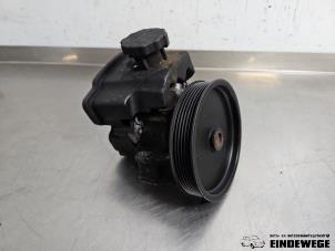 Gebruikte Stuurbekrachtiging Pomp Mercedes C Estate (S204) 2.2 C-200 CDI 16V . Prijs € 63,50 Margeregeling aangeboden door Auto- en demontagebedrijf Eindewege