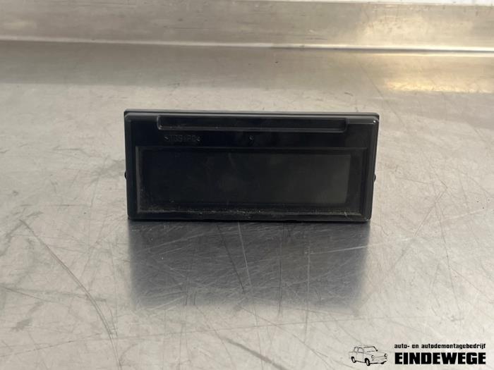 Gebruikte Display Interieur Volvo C30 (EK/MK) 1.6 D 16V Prijs € 20,00 Margeregeling aangeboden door Auto- en demontagebedrijf Eindewege