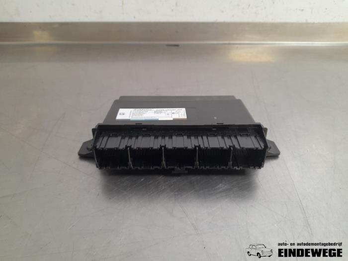 Gebruikte Module Bodycontrol Ford Focus 3 Wagon 1.0 Ti-VCT EcoBoost 12V 125 Prijs € 38,50 Margeregeling aangeboden door Auto- en demontagebedrijf Eindewege