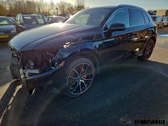 Sportvelgenset + banden van een Audi Q5 (FYB/FYG) 2.0 50 TFSI e 16V Quattro 2020