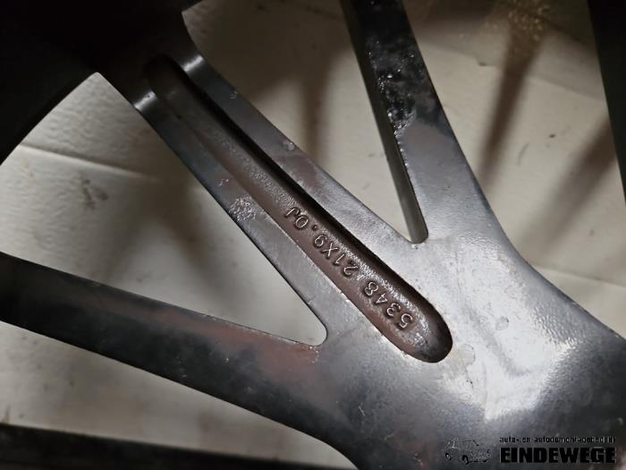 Sportvelgenset + banden van een Audi Q5 (FYB/FYG) 2.0 50 TFSI e 16V Quattro 2020