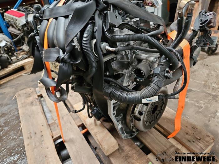 Motor van een Nissan Qashqai (J10) 1.6 16V 2010