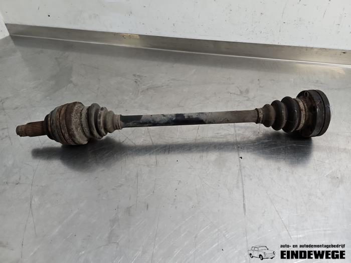 Gebruikte Aandrijfas rechts-achter BMW X5 (E53) 3.0 24V Prijs € 38,50 Margeregeling aangeboden door Auto- en demontagebedrijf Eindewege