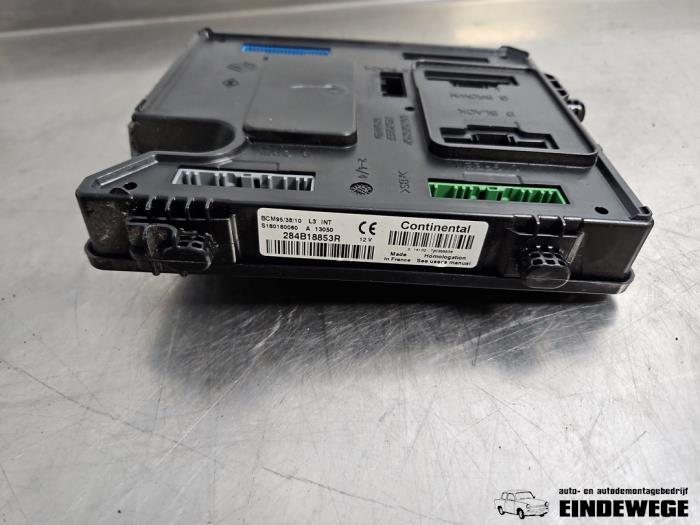 Gebruikte Computer Body Control Renault Scénic III (JZ) 1.6 Energy dCi 130 Prijs € 52,50 Margeregeling aangeboden door Auto- en demontagebedrijf Eindewege