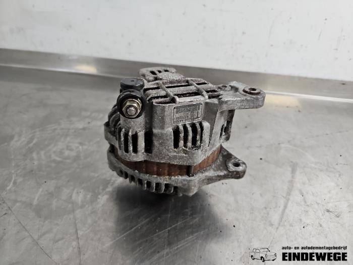 Dynamo van een Subaru Outback (BP) 2.5 16V 2005