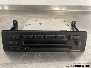 Gebruikte Radio CD Speler BMW 1 serie (E87/87N) 116i 1.6 16V Prijs € 35,00 Margeregeling aangeboden door Auto- en demontagebedrijf Eindewege