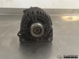 Gebruikte Dynamo Volkswagen Golf V (1K1) 1.6 FSI 16V Prijs € 35,00 Margeregeling aangeboden door Auto- en demontagebedrijf Eindewege