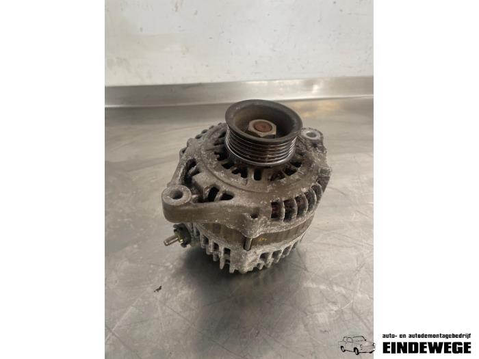 Gebruikte Dynamo Nissan Almera (N16) 1.5 16V Prijs € 35,00 Margeregeling aangeboden door Auto- en demontagebedrijf Eindewege