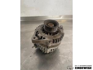 Gebruikte Dynamo Nissan Almera (N16) 1.5 16V Prijs € 35,00 Margeregeling aangeboden door Auto- en demontagebedrijf Eindewege