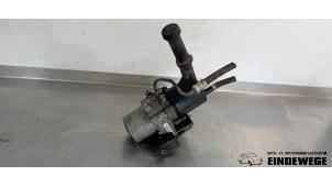Gebruikte Stuurbekrachtiging Pomp Peugeot 5008 I (0A/0E) 1.6 VTI 16V Prijs € 157,50 Margeregeling aangeboden door Auto- en demontagebedrijf Eindewege
