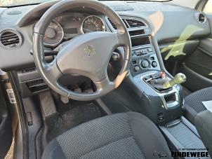 Gebruikte Airbag Set + Module Peugeot 5008 I (0A/0E) 1.6 VTI 16V Prijs op aanvraag aangeboden door Auto- en demontagebedrijf Eindewege