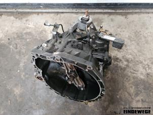 Gebruikte Versnellingsbak Mini Mini (R56) 1.6 16V Cooper Prijs € 315,00 Margeregeling aangeboden door Auto- en demontagebedrijf Eindewege