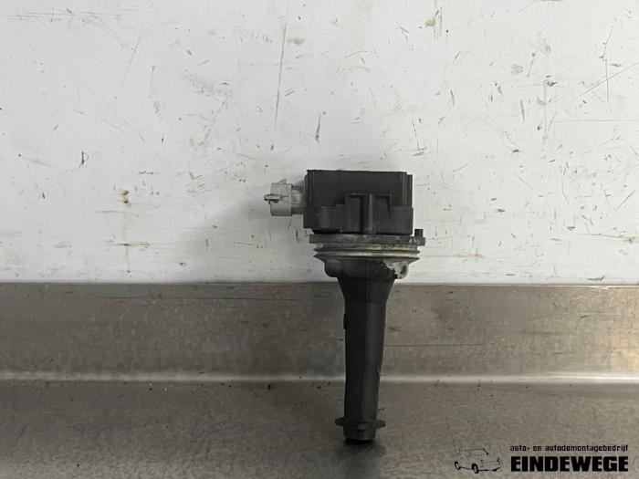 Gebruikte Bobine Volvo V50 (MW) 2.4 20V Prijs € 15,00 Margeregeling aangeboden door Auto- en demontagebedrijf Eindewege