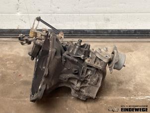 Gebruikte Versnellingsbak Opel Astra H (L48) 1.6 16V Twinport Prijs € 210,00 Margeregeling aangeboden door Auto- en demontagebedrijf Eindewege