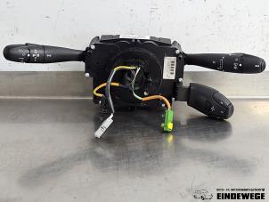 Gebruikte Licht + Raw Schakelaar Peugeot 207/207+ (WA/WC/WM) 1.6 16V Prijs € 25,00 Margeregeling aangeboden door Auto- en demontagebedrijf Eindewege